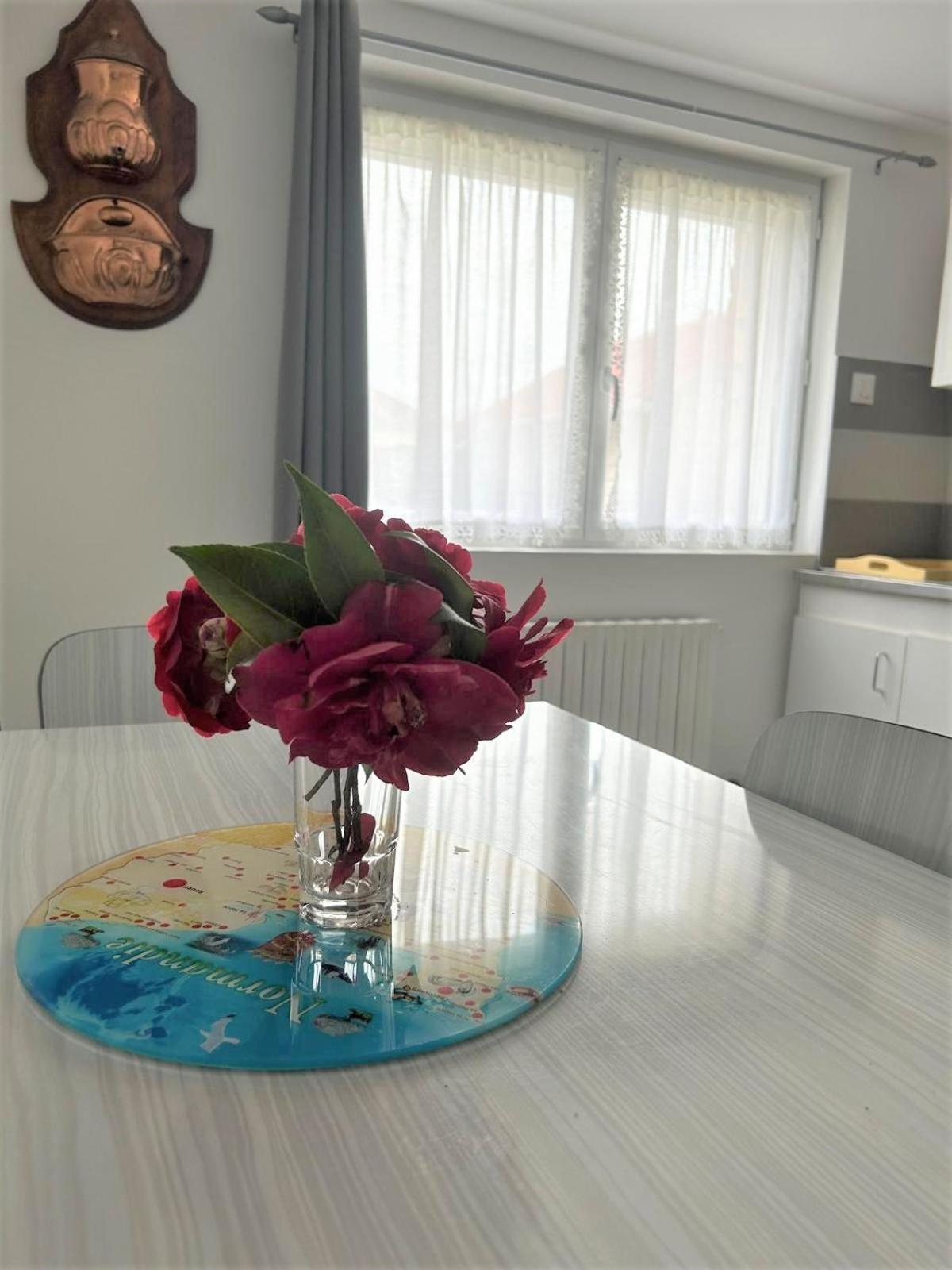 Le Ponthieu De Bayeux Appartement Buitenkant foto